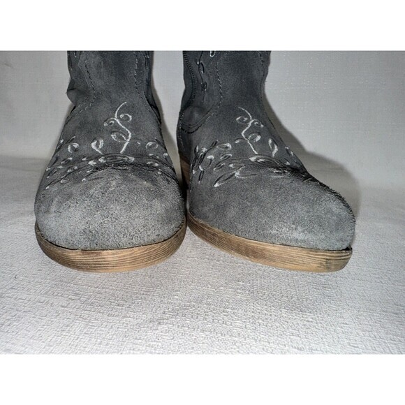 Eric Michael Heidi Knee High Grey Suede Embroidered Boho Western Boots Sz. 6.5 - Picture 6 of 10